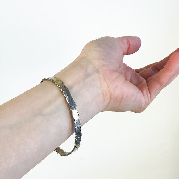 Vintage Jewelry - Made in Mexico Bangle Silver Plated Bracelet